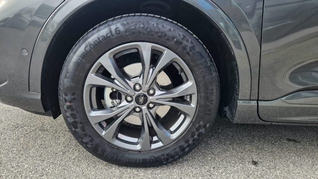FORD Kuga usata, con Specchietti laterali elettrici