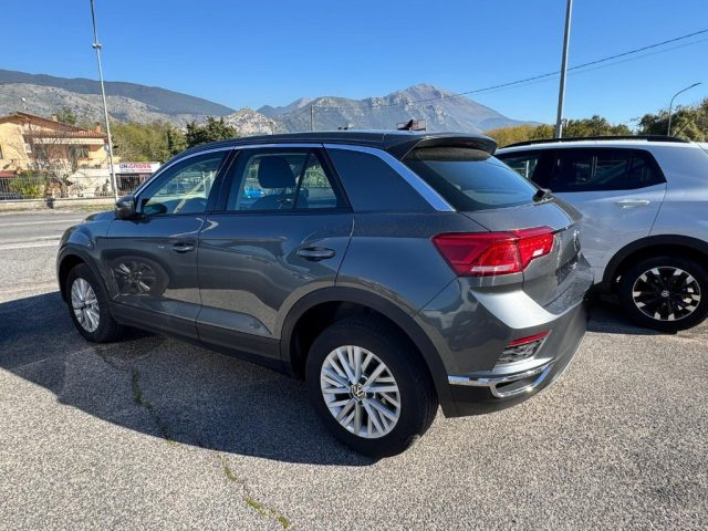 VOLKSWAGEN T-Roc usata, con Autoradio
