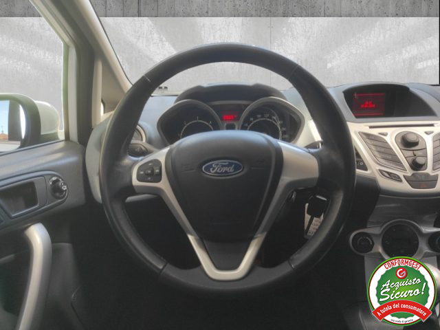 FORD Fiesta usata, con Sedile posteriore sdoppiato