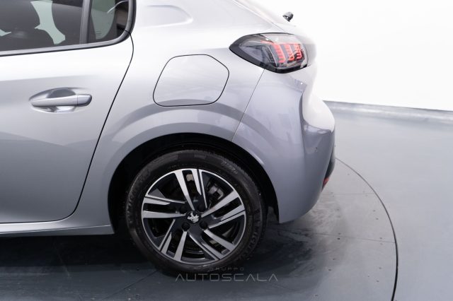 PEUGEOT 208 usata, con Sensore di pioggia