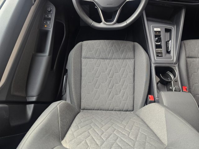 VOLKSWAGEN Golf usata, con Frenata d