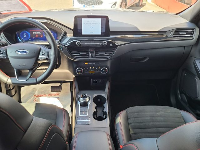 FORD Kuga usata, con Touch screen