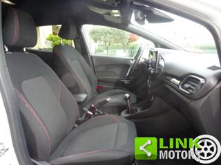 FORD Fiesta usata, con Bluetooth