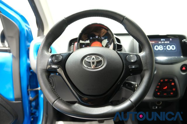 TOYOTA Aygo usata, con Chiusura centralizzata