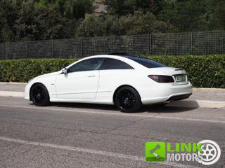 MERCEDES-BENZ E 220 usata, con Servosterzo