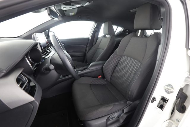 TOYOTA C-HR usata 2
