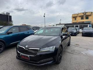 SKODA Superb usata, con Airbag