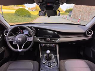 ALFA ROMEO Giulia usata, con Controllo trazione