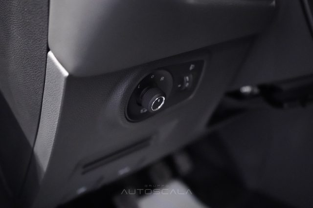 MG ZS usata 13