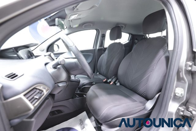 LANCIA Ypsilon usata, con Boardcomputer