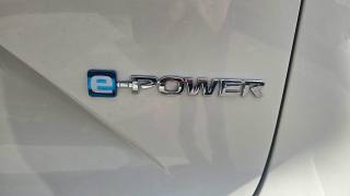 NISSAN Qashqai usata, con Specchietti laterali elettrici