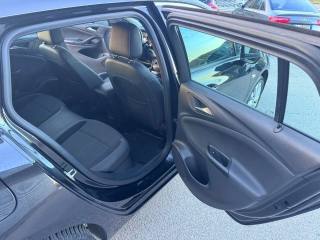 OPEL Astra usata, con Specchietti laterali elettrici