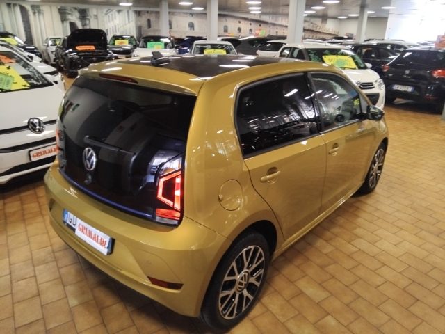 VOLKSWAGEN up! usata, con Cerchi in lega