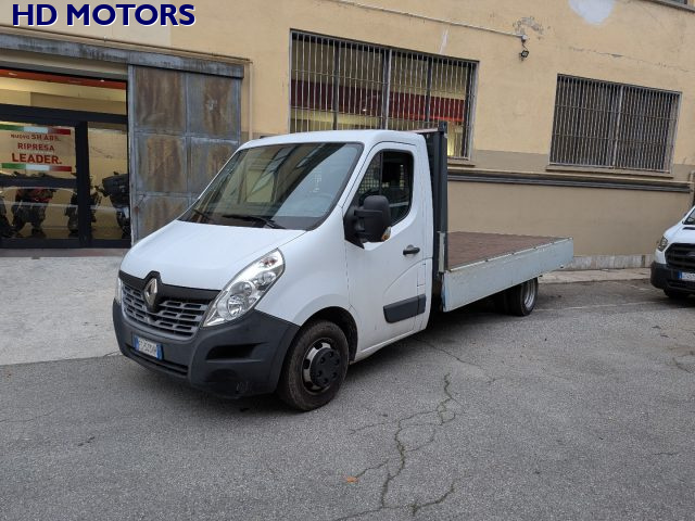 OPEL Movano usata, con Boardcomputer