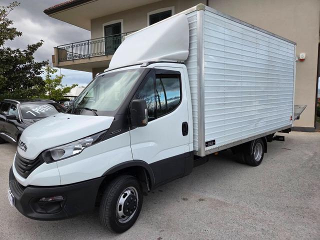 IVECO Daily usata, con Climatizzatore