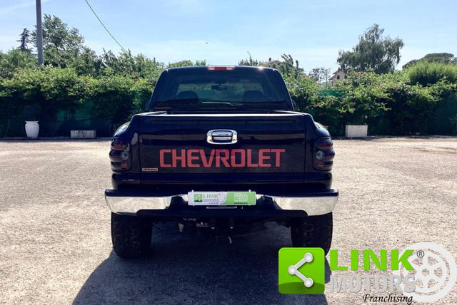 CHEVROLET Silverado usata, con Gancio traino