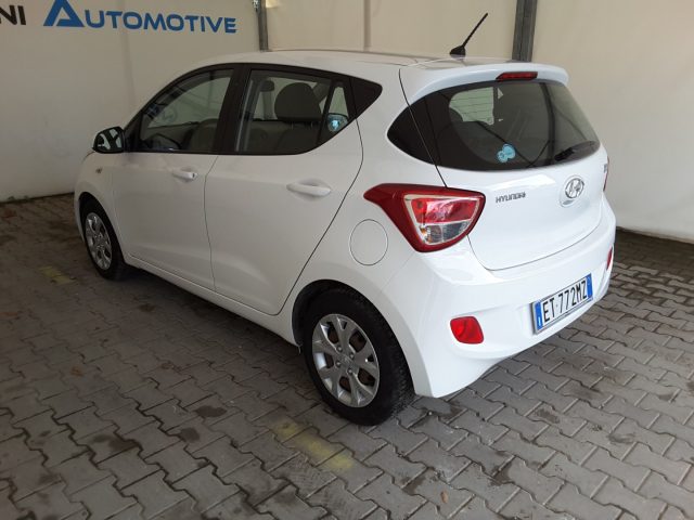 HYUNDAI i10 usata, con Lettore CD