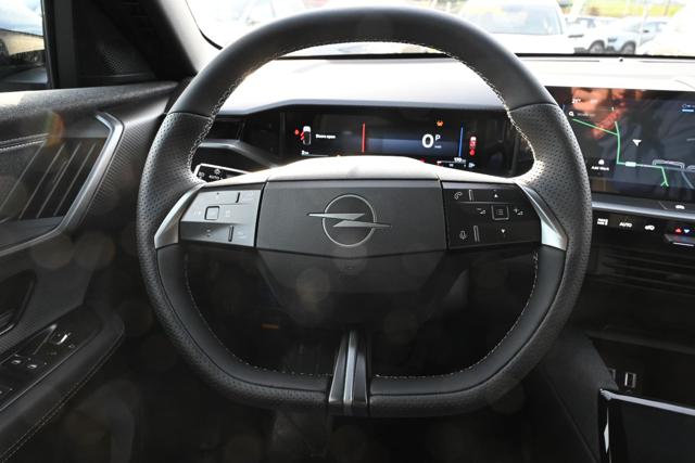 OPEL Grandland usata, con Sedili riscaldati