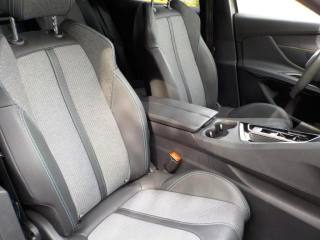 PEUGEOT 3008 usata, con USB