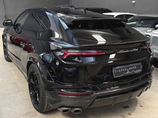 LAMBORGHINI Urus usata, con Boardcomputer