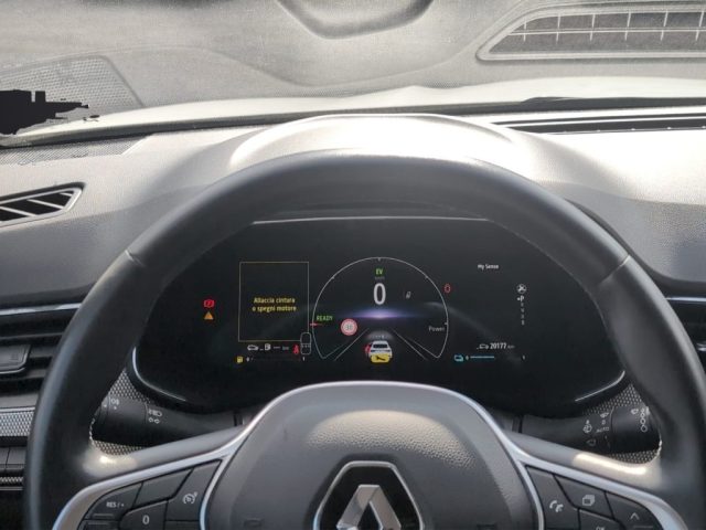 RENAULT Arkana usata, con USB