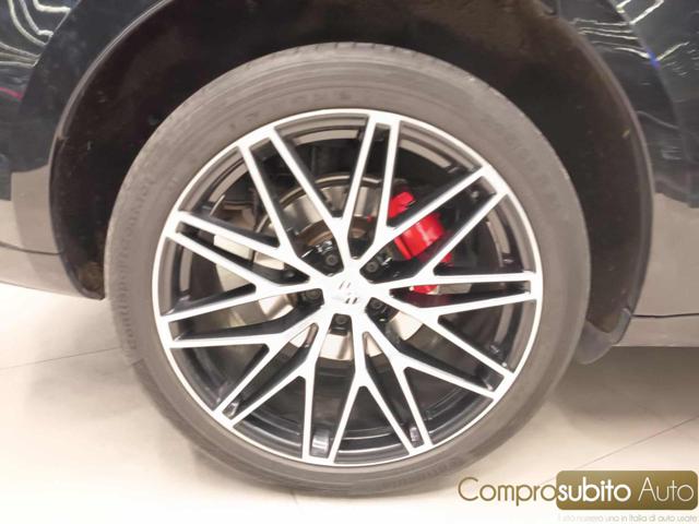 PORSCHE Macan usata 31