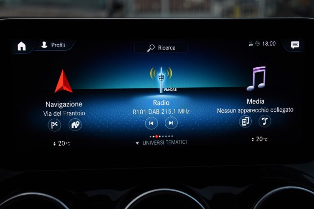 MERCEDES-BENZ GLC 300 usata, con Leve al volante