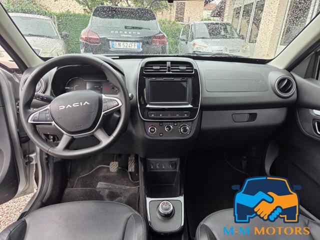DACIA Spring usata, con USB