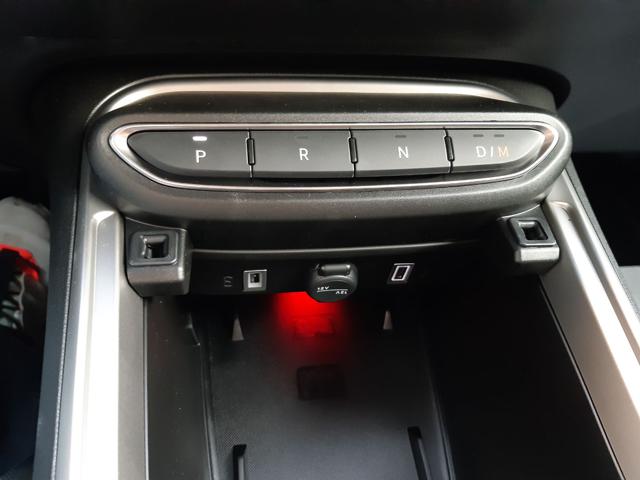 JEEP Avenger usata, con Interni in pelle