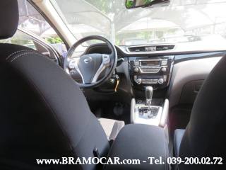 NISSAN Qashqai usata, con Sensori di parcheggio anteriori