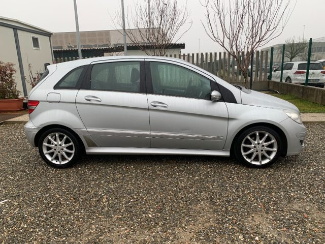 MERCEDES-BENZ B 180 usata, con Airbag Passeggero