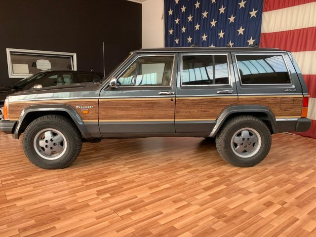 JEEP Cherokee usata 1