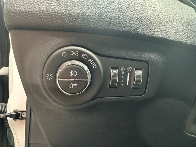 JEEP Compass usata, con Autoradio