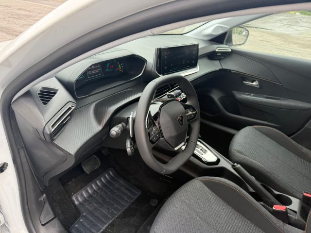 PEUGEOT 208 usata, con Autoradio digitale