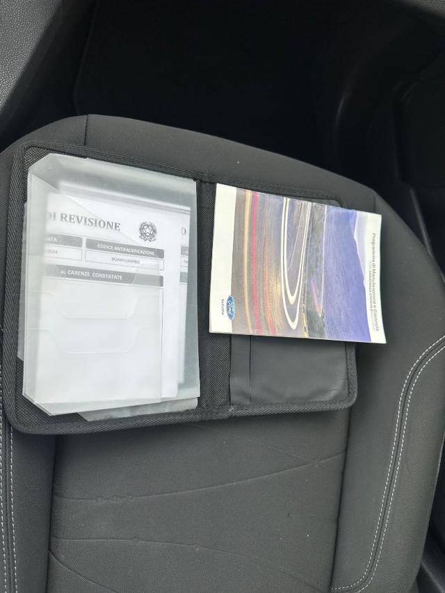 FORD Fiesta usata, con Bluetooth