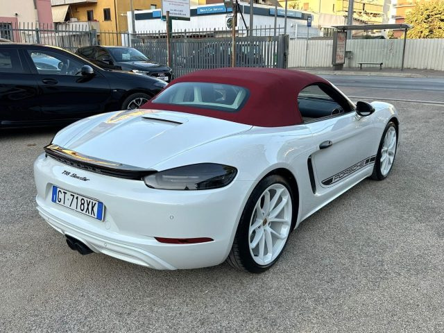 PORSCHE 718 Spyder usata, con Airbag laterali