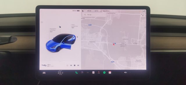 TESLA Model 3 usata 9
