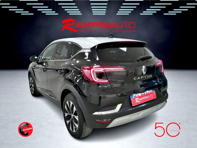 RENAULT Captur usata 8