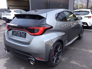 TOYOTA Yaris usata, con Alzacristalli elettrici