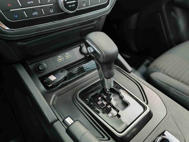 SSANGYONG REXTON usata, con Controllo trazione