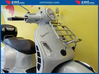 VESPA GTS 300 usata 12