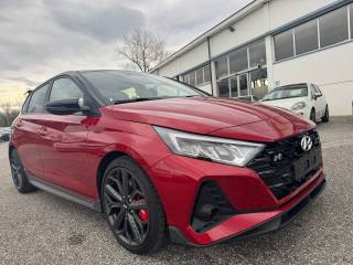 HYUNDAI i20 usata, con Airbag