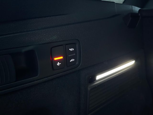 AUDI SQ5 usata, con Regolazione elettrica sedili