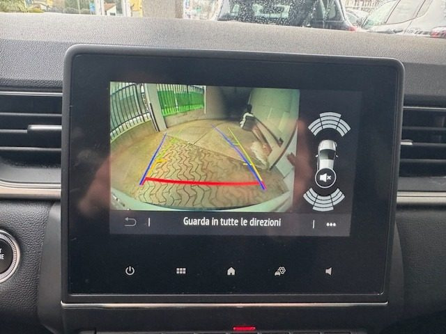 RENAULT Captur usata, con Bracciolo