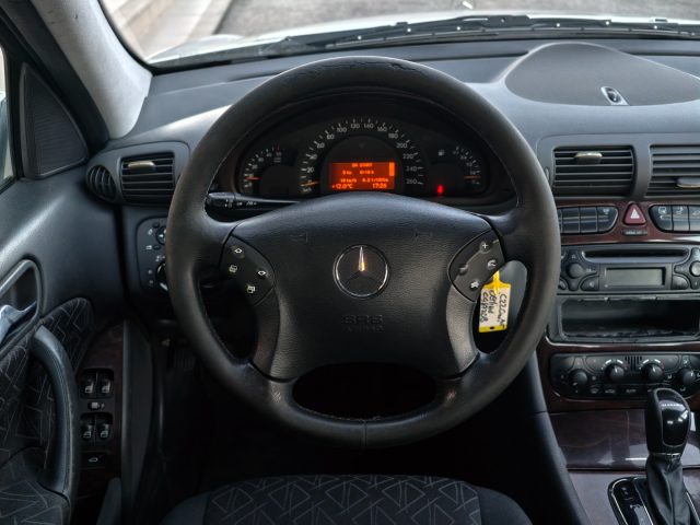 MERCEDES-BENZ C 220 usata, con Chiusura centralizzata