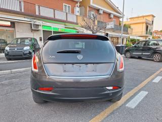 LANCIA Delta usata, con Autoradio