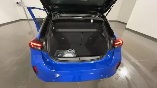 OPEL Corsa usata, con Climatizzatore