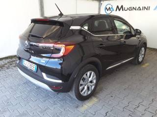 RENAULT Captur usata, con Volante in pelle