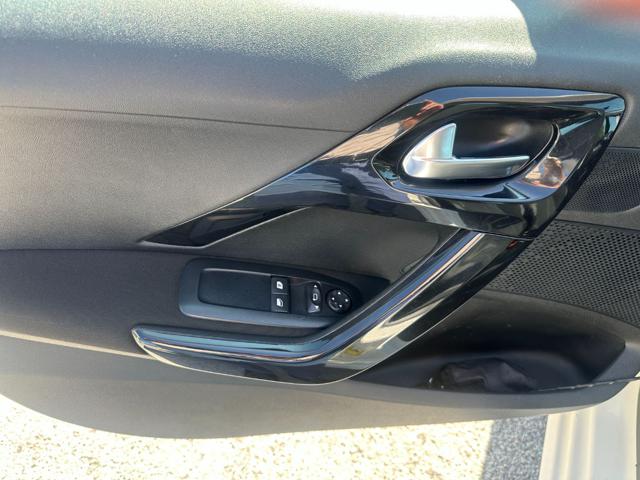 PEUGEOT 208 usata, con Cerchi in lega