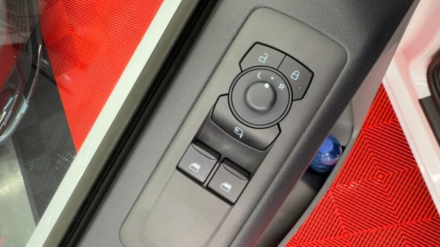 FORD Transit Custom usata, con Bluetooth